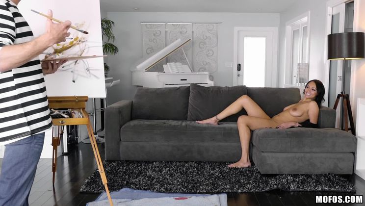 Ebony Muse Helps Make Art